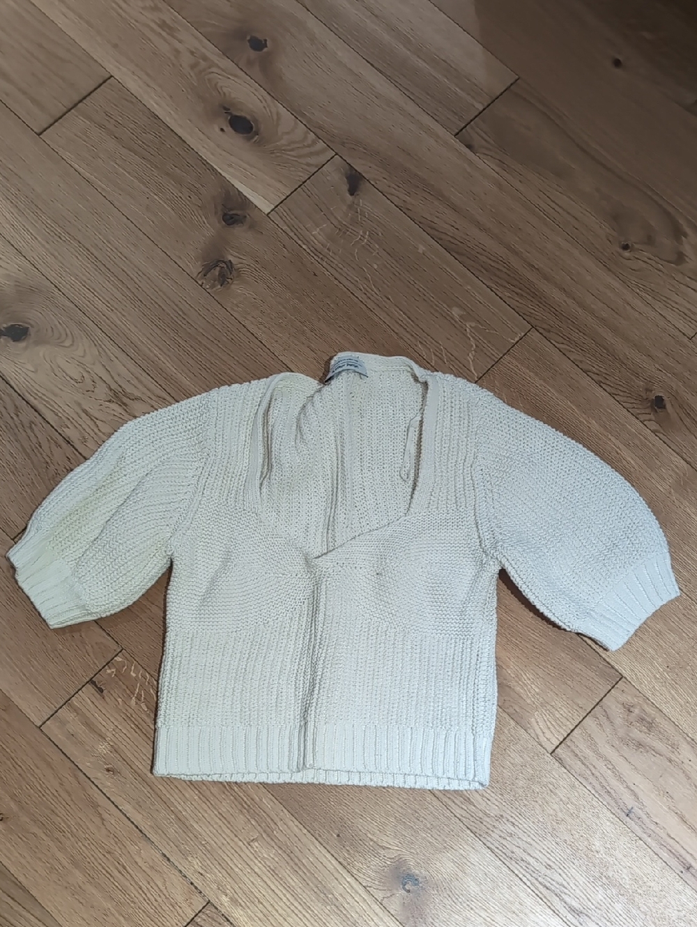 & Other Stories Cream V-Neck Short-Sleeve Knit Sweater